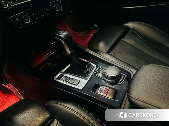 BMW 1 series 2018 Синий из Китая, фото 6