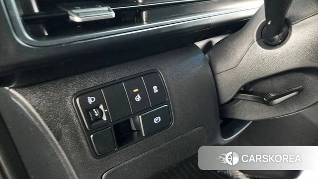 Hyundai Staria 2024 Серебряный из Кореи, фото 6