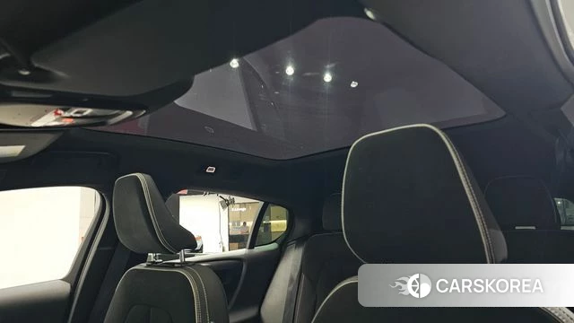 Volvo C40 Richards 2024 Белый из Кореи, фото 6