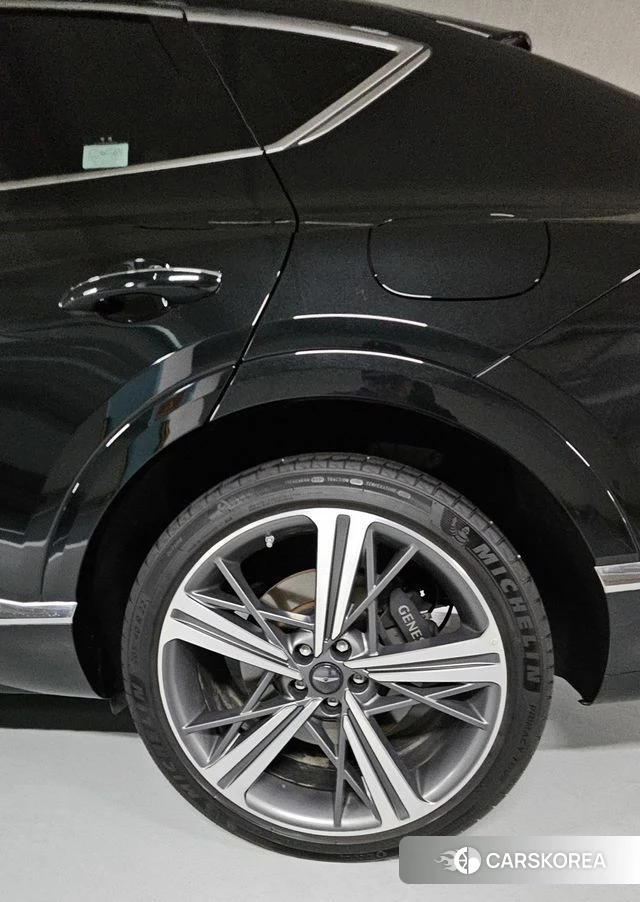 Genesis GV80 Coupe 2023 Белый из Кореи, фото 6