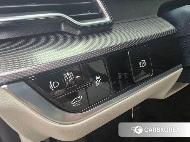 Kia Sportage 5th Generation 2023 Белый из Кореи, фото 6