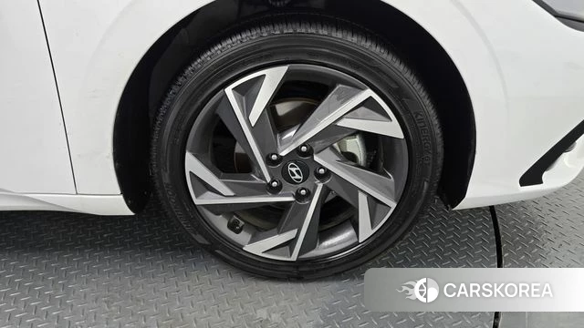 Hyundai The New Avante (CN7) 2024 Белый из Кореи, фото 6