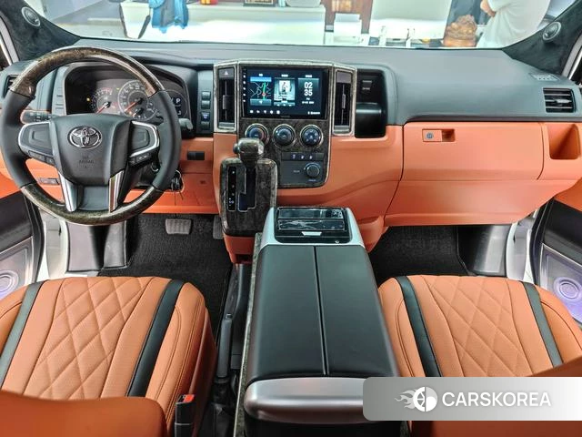 Toyota Hiace 2025 Белый из Китая, фото 6