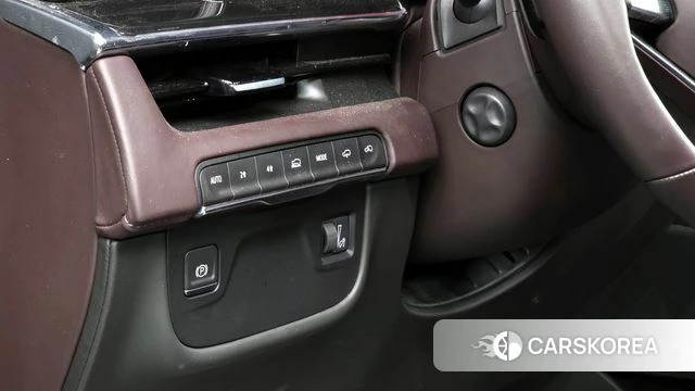 Cadillac Escalade 5th Generation 2023 Черный из Кореи, фото 6