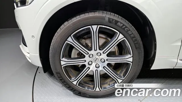 Volvo XC60 second Generation 2018 Белый из Кореи, фото 6