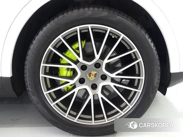 Porsche Cayenne (PO536) 2023 Белый из Кореи, фото 6