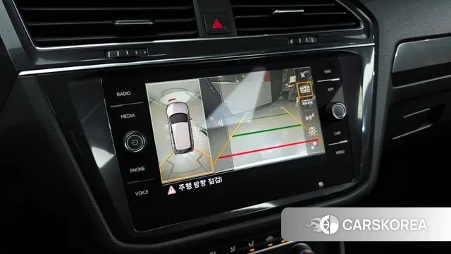 Volkswagen Tiguan Allspace 2020 Белый из Кореи, фото 6