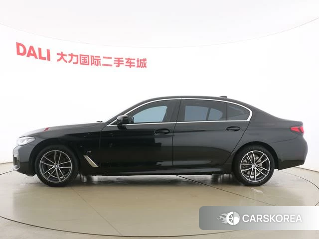 BMW 5 series 2022 Черный из Китая, фото 6