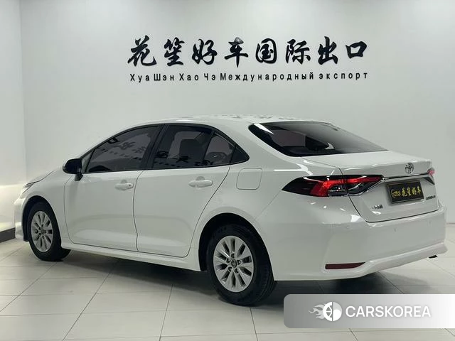 Toyota Corolla 2023 Белый из Китая, фото 6