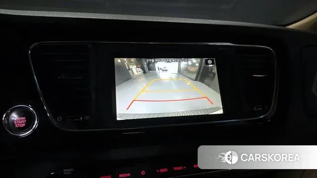 Kia The New Carnival 2018 Белый из Кореи, фото 6