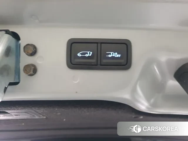 Hyundai Staria 2023 Серебряный из Кореи, фото 6