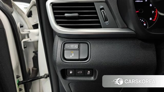 Kia The New K5 2nd generation 2018 Белый из Кореи, фото 6