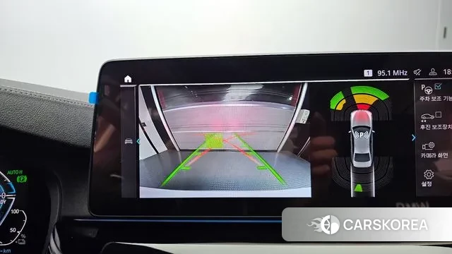 BMW 5 Series (G30) 2020 Белый из Кореи, фото 6