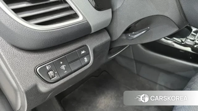 Kia Seltos 2022 Белый из Кореи, фото 6