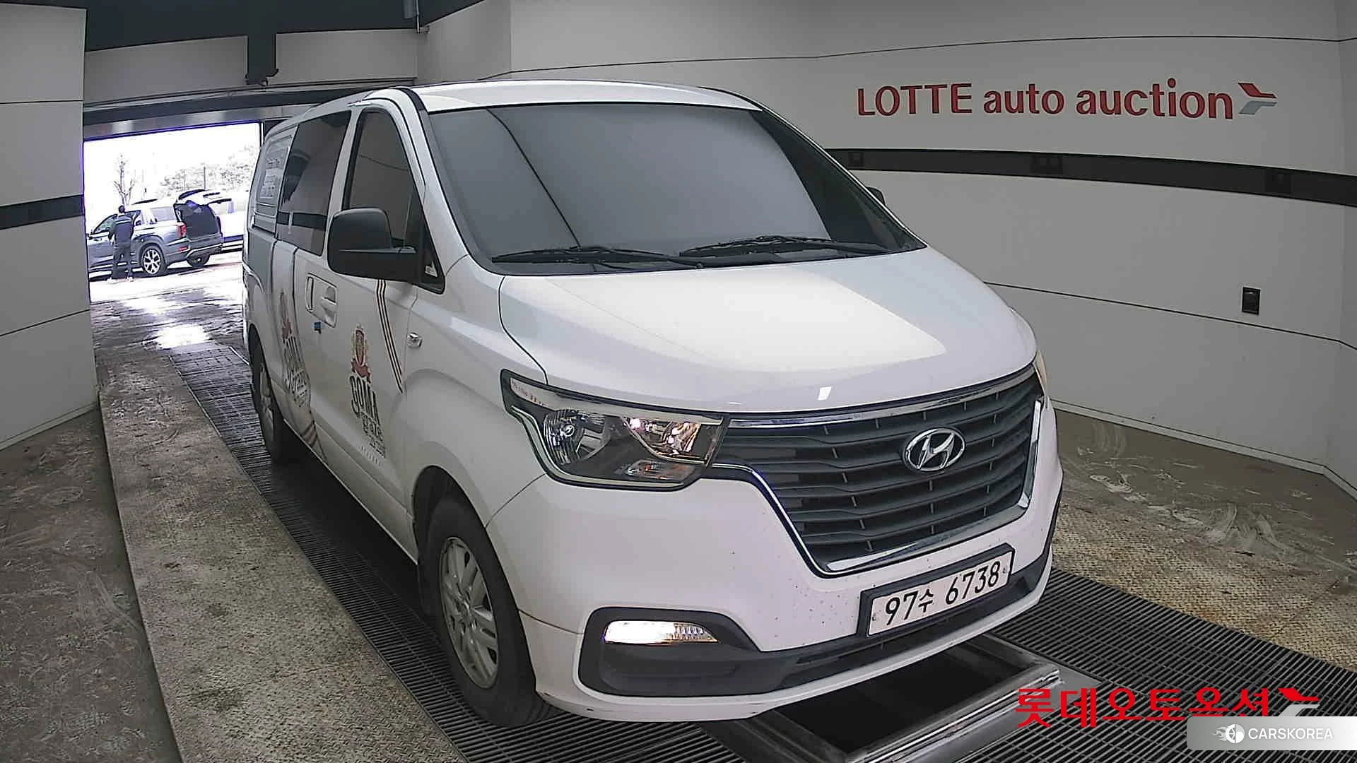 Hyundai Grand Starex 2021 Белый из Кореи, фото 6