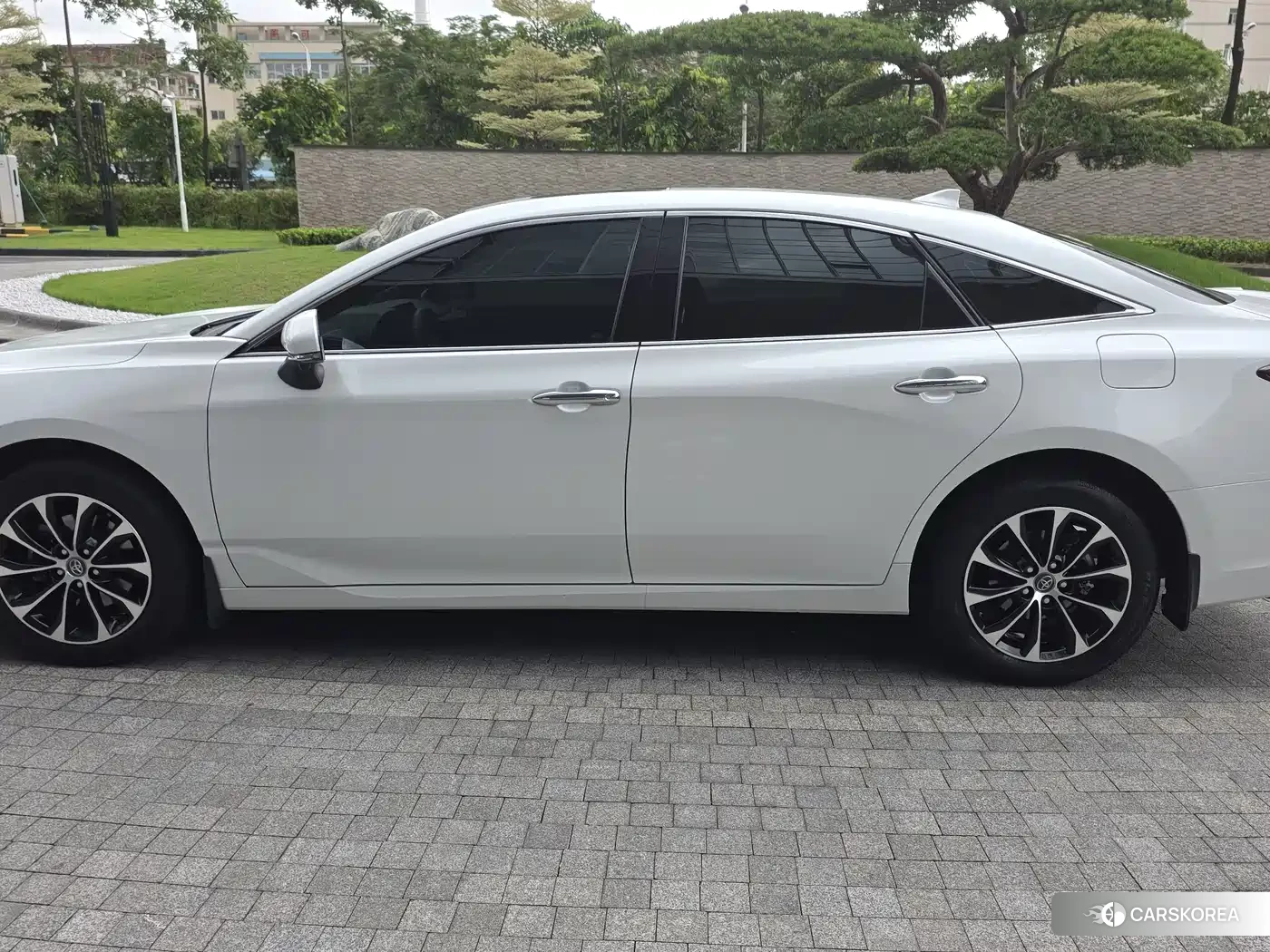 Toyota Avalon 2022 Белый из Китая, фото 6