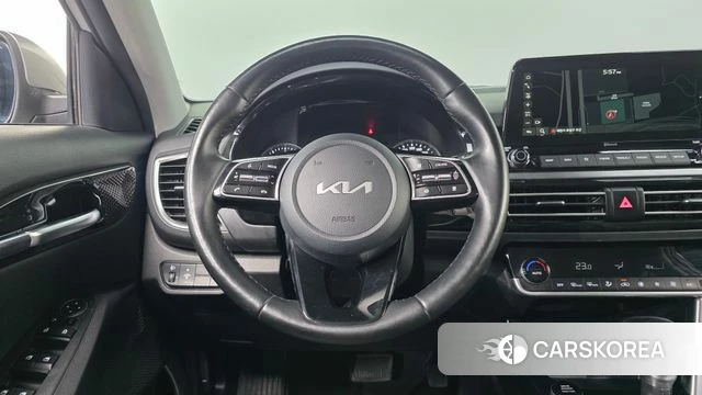 Kia Seltos 2022 Серебряный из Кореи, фото 6