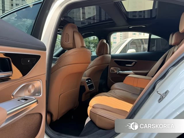 Mercedes-Benz E-Class W214 2026 Белый из Кореи, фото 6