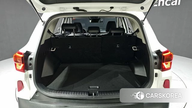 Kia Seltos 2021 Белый из Кореи, фото 6