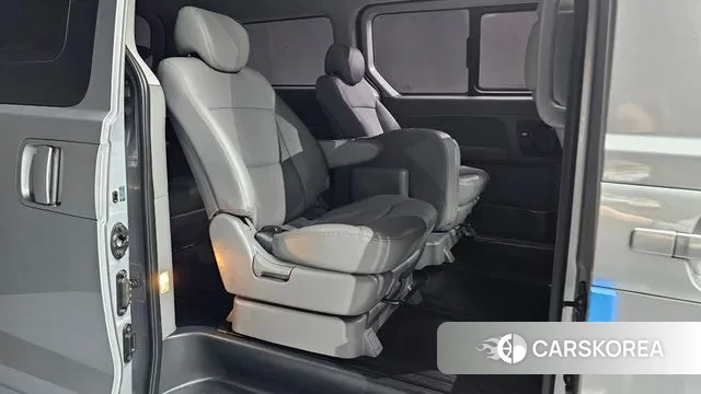 Hyundai The New Grand Starex 2020 Серебристо-серый из Кореи, фото 6