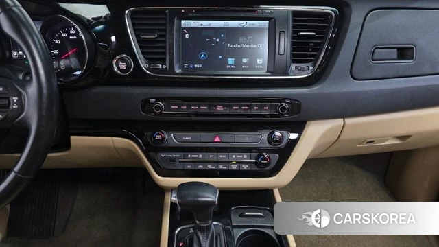 Kia All New Carnival 2018 Белый из Кореи, фото 6