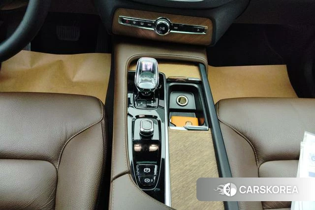 Volvo XC90 2023 Черный из Китая, фото 6