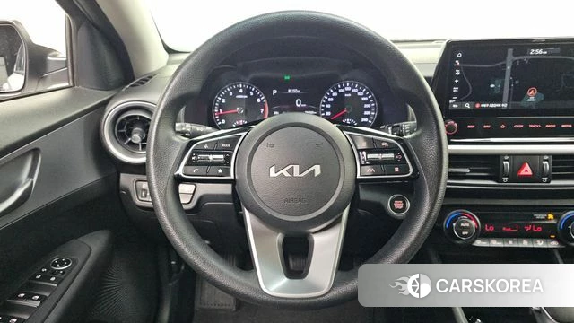 Kia The New K3 2nd generation 2022 Белый из Кореи, фото 6