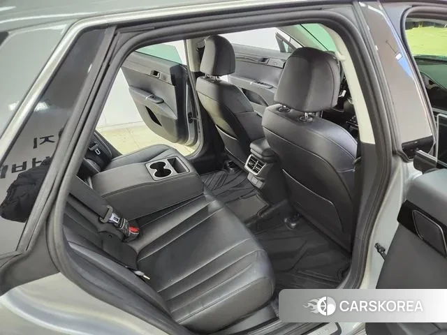 Hyundai Grandeur (GN7) 2025 Серебряный из Кореи, фото 6