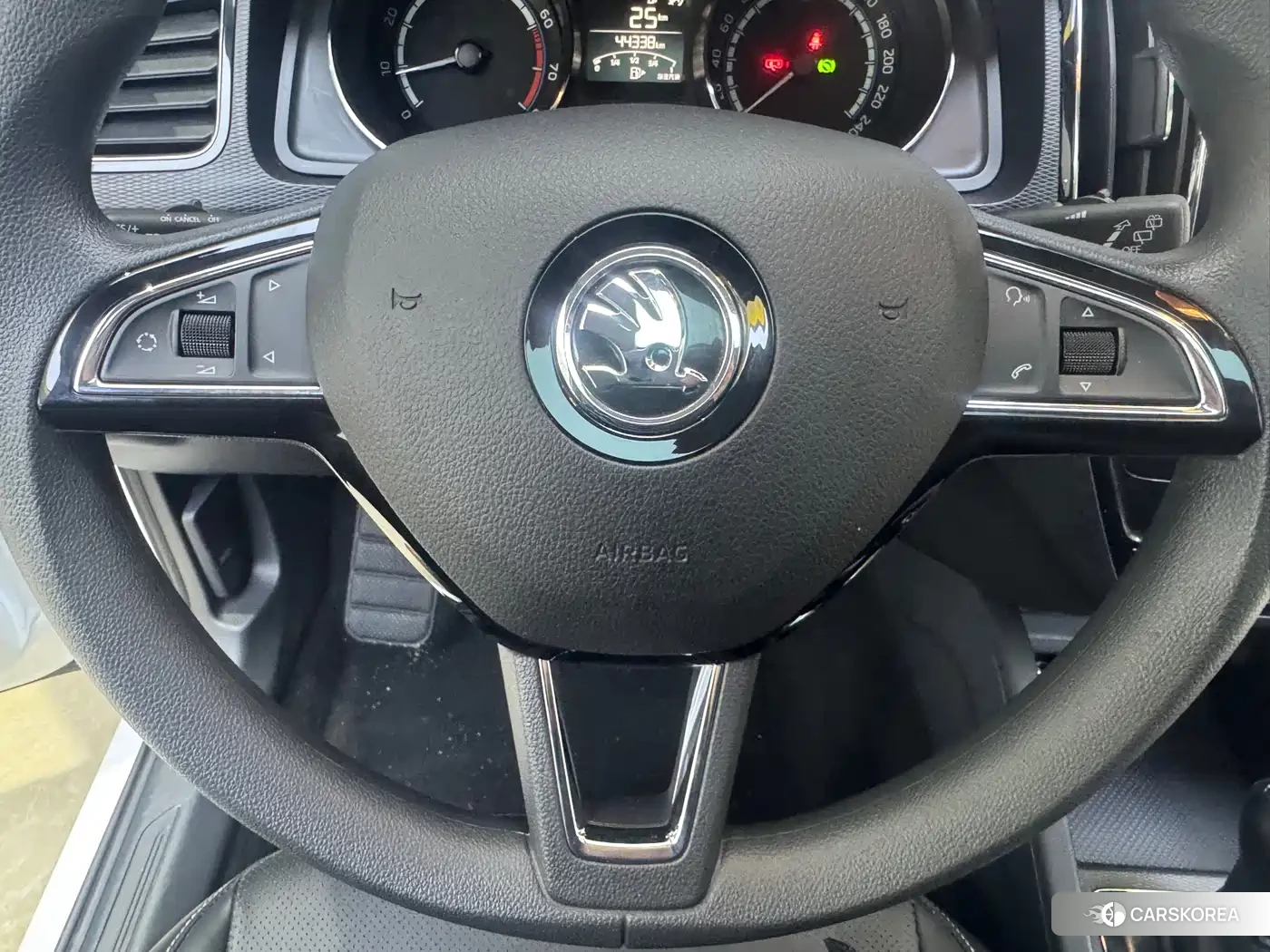 Skoda Kamiq 2023 Белый из Китая, фото 6