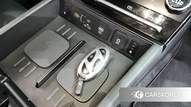 Hyundai Santa Fe (MX5) 2024 Черный из Кореи, фото 6