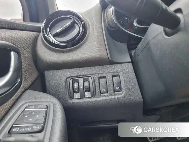 Renault Korea (Samsung) Clio 2018 Синий из Кореи, фото 6