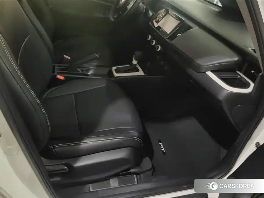 Honda Fit 2022 Белый из Китая, фото 6