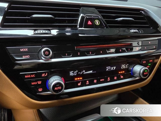 BMW 5 Series (G30) 2018 Серый из Кореи, фото 6