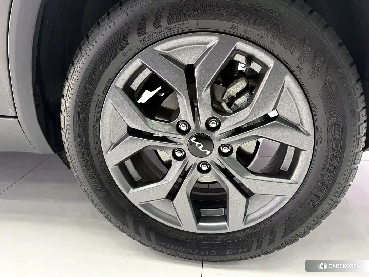 Kia Seltos 2023 Белый из Китая, фото 6