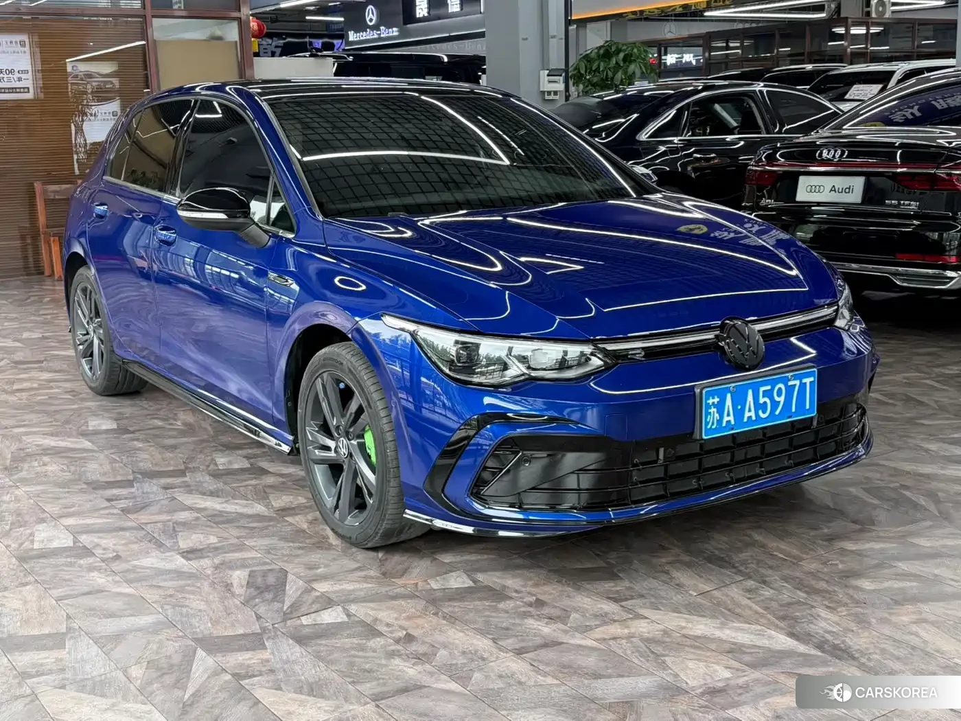 Volkswagen Golf 2023 Синий из Китая, фото 6