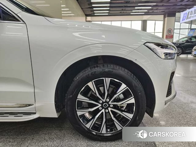 Volvo XC60 2023 Белый из Китая, фото 6