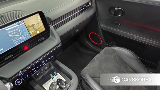 Hyundai Ionic 5 2024 Небесно-голубой из Кореи, фото 6