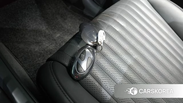 Hyundai Grandeur Hybrid (GN7) 2025 Черный из Кореи, фото 6