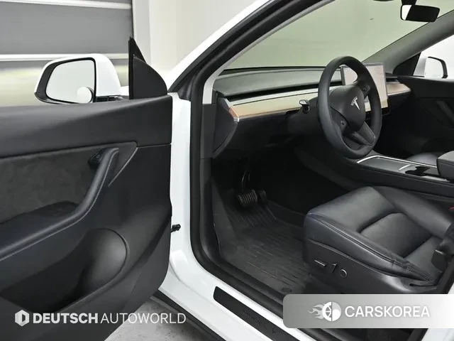 Tesla Model Y 2022 Белый из Кореи, фото 6