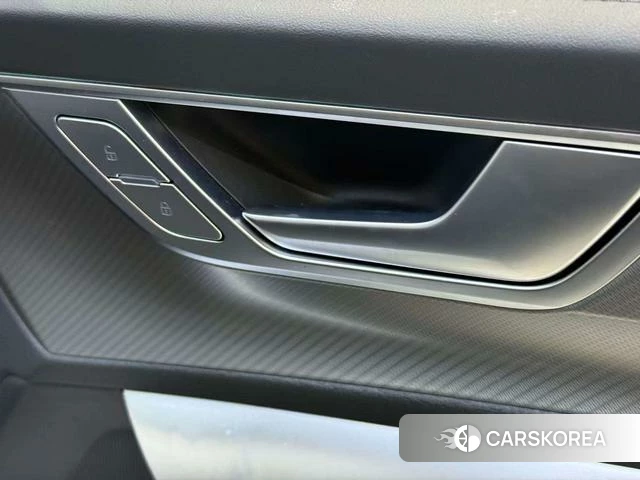 Audi A6L 2025 Черный из Китая, фото 6