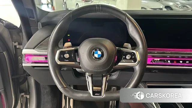 BMW 7 Series (G70) 2023 Песочный из Кореи, фото 6