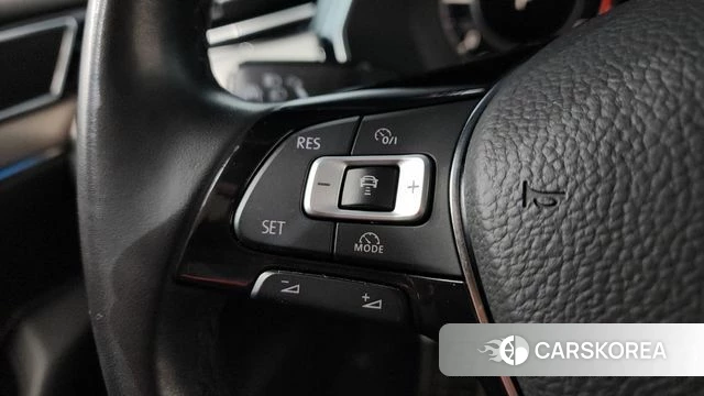 Volkswagen Arteon 2018 Серебристо-серый из Кореи, фото 6