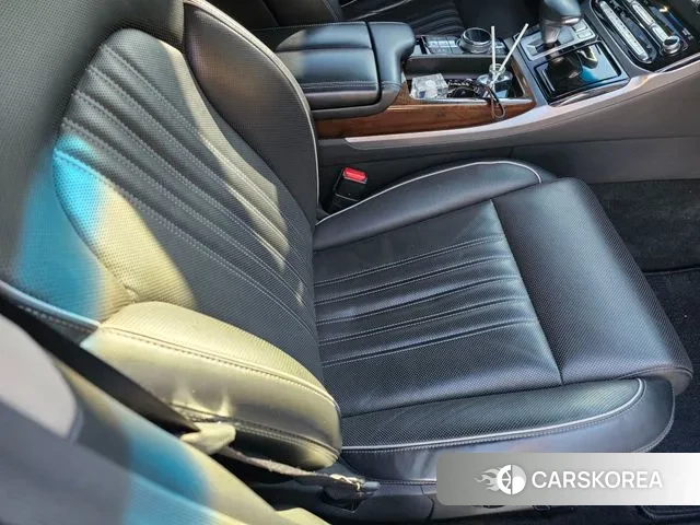 Genesis EQ900 2018 Серебристо-серый из Кореи, фото 6