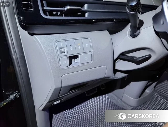 Hyundai Staria 2025 Черный из Кореи, фото 6