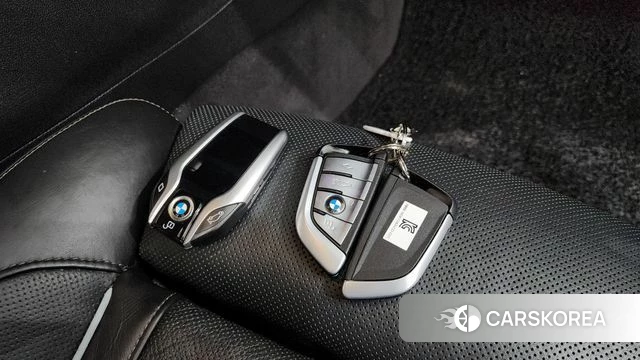 BMW 5 Series (G30) 2018 Серый из Кореи, фото 6