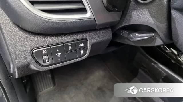 Kia Seltos 2021 Серый из Кореи, фото 6