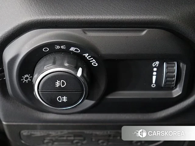 Jeep Wrangler (JL) 2024 Черный из Кореи, фото 6