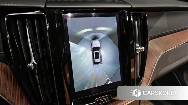 Volvo XC60 second Generation 2023 Белый из Кореи, фото 6