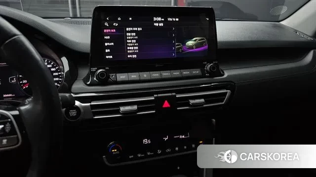 Kia Seltos 2022 Черный из Кореи, фото 6