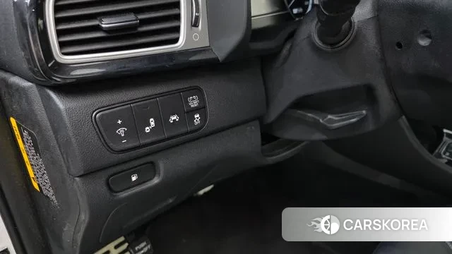 Kia Niro 2018 Белый из Кореи, фото 6